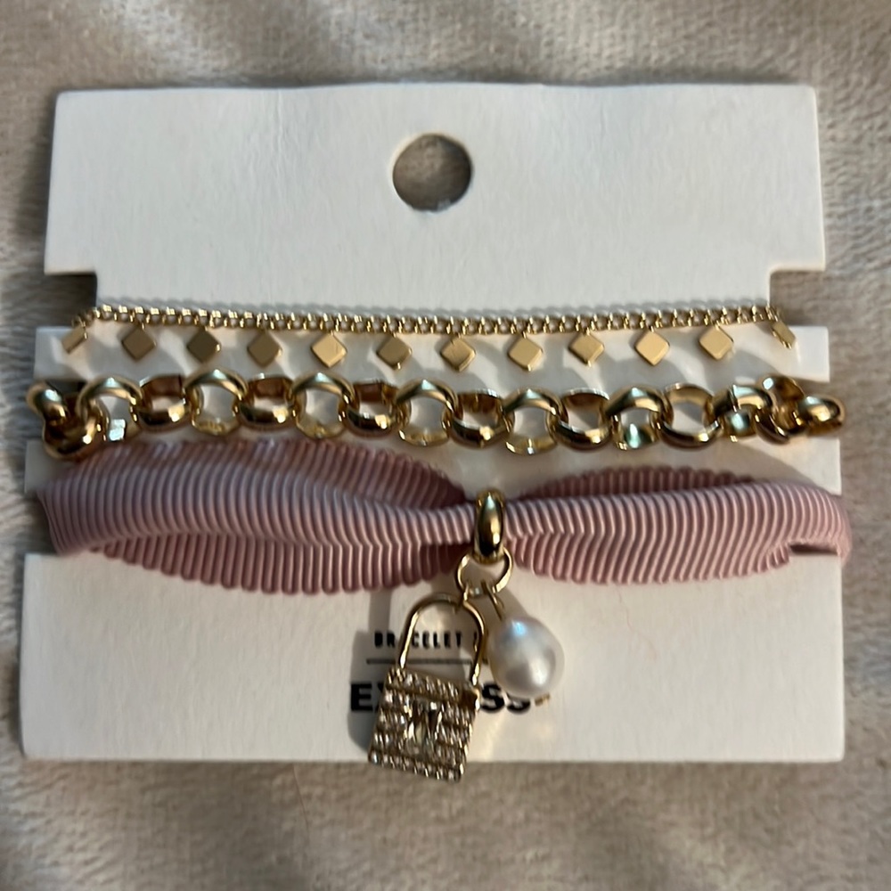 So cute and girly 💖